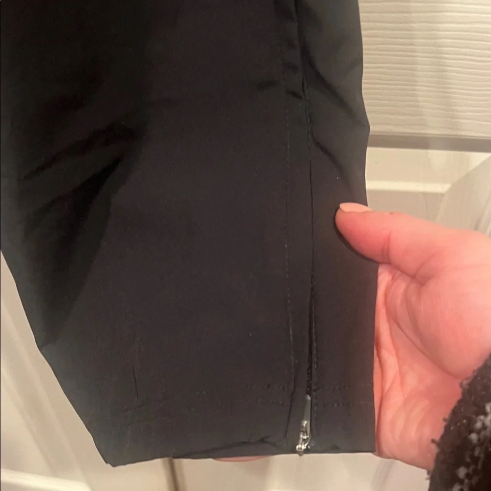 DSG Men's Classic Black Joggers - Picture 4 of 10